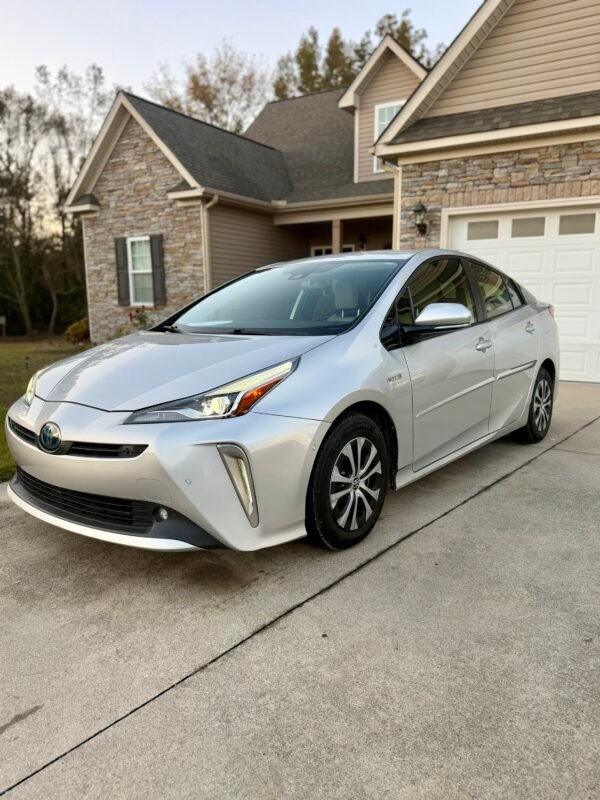 2019 TOYOTA PRIUS HYBRID 113 MIL MILLAS