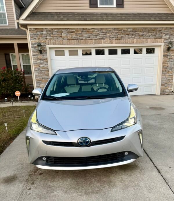 2019 TOYOTA PRIUS HYBRID 113 MIL MILLAS