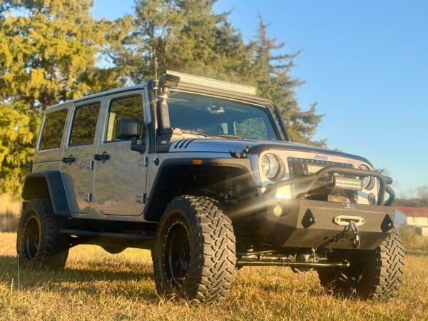 2014 JEEP WRANGLER SAHARA   |    82K MILES
