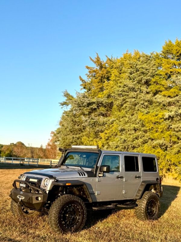 2014 JEEP WRANGLER SAHARA   |    82K MILES