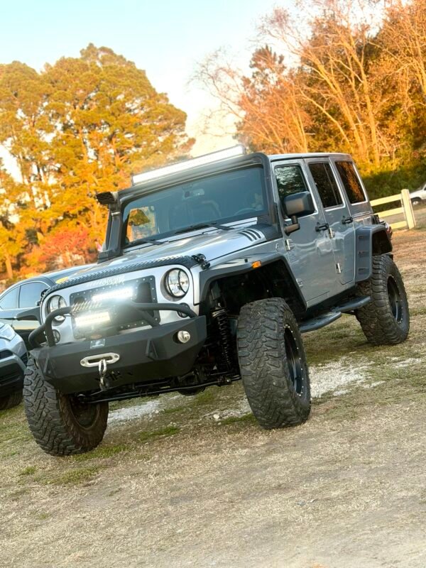 2014 JEEP WRANGLER SAHARA   |    82K MILES