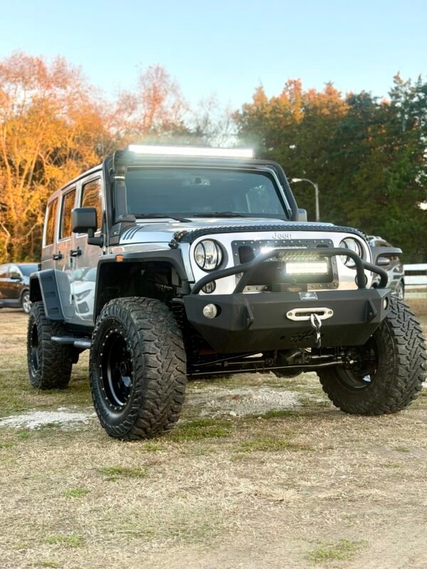 2014 JEEP WRANGLER SAHARA   |    82K MILES