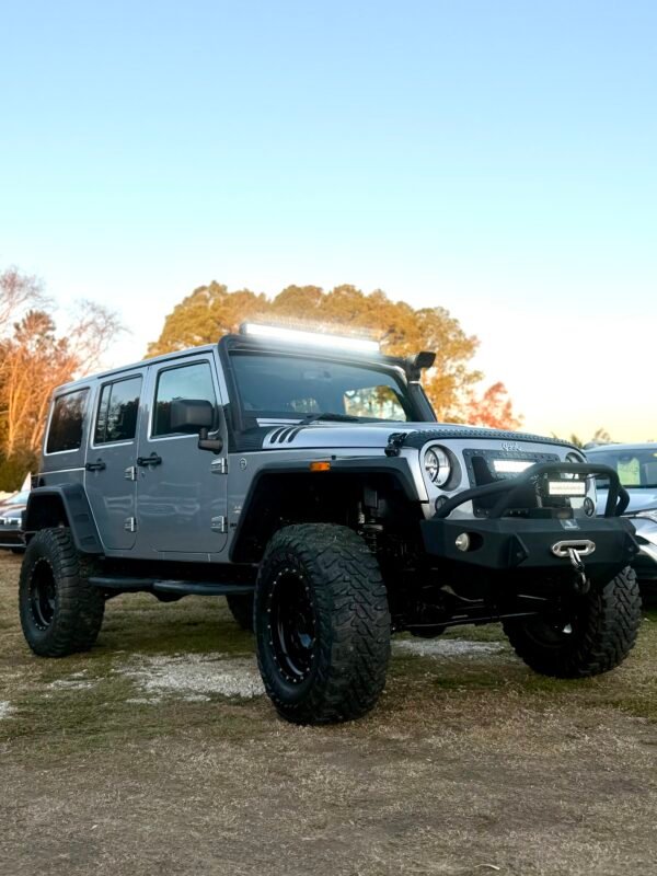 2014 JEEP WRANGLER SAHARA   |    82K MILES