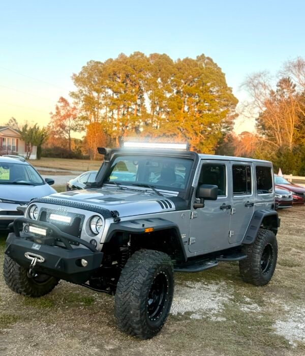 2014 JEEP WRANGLER SAHARA   |    82K MILES