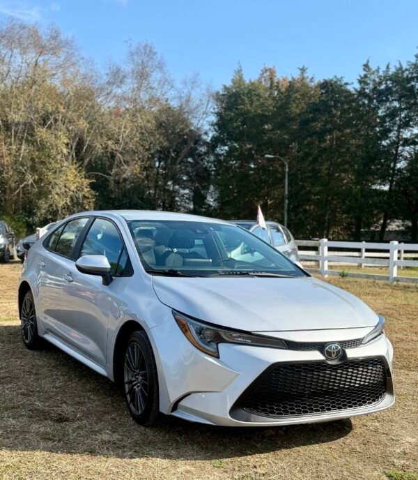 2021 TOYOTA COROLLA LE 73,000 MILLAS