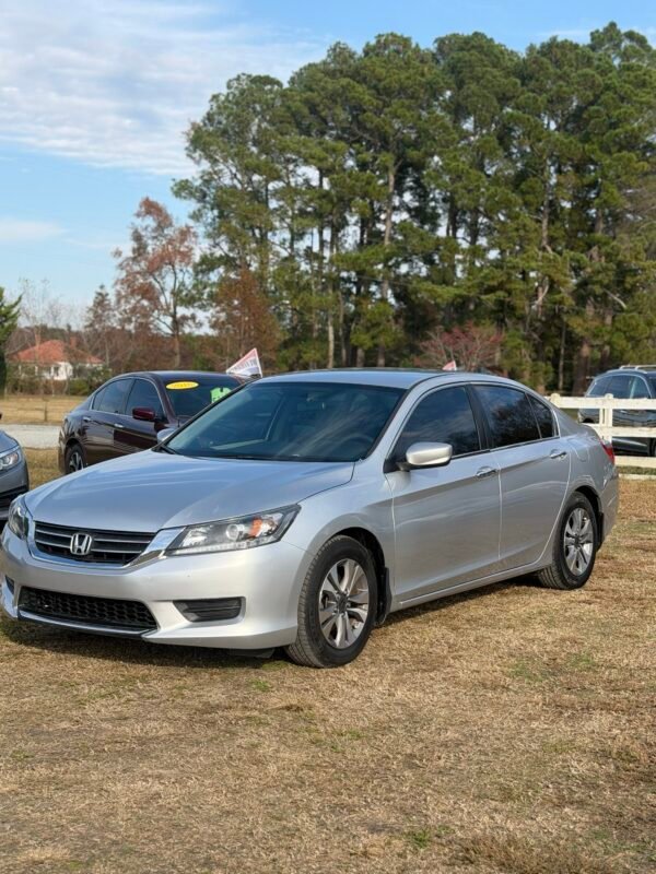2013 HONDA ACCORD LX SEDAN