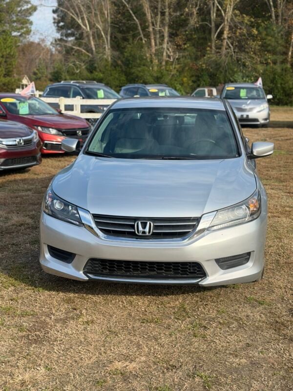 2013 HONDA ACCORD LX SEDAN