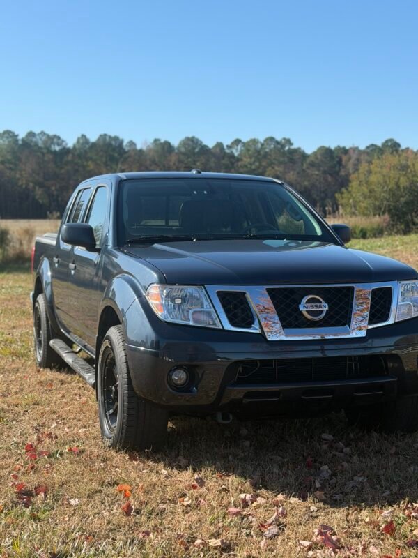 2016 NISSAN FRONTIER S