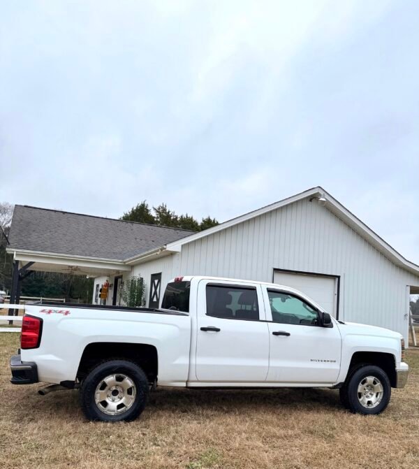 2014 CHEVROLET SILVERADO LT