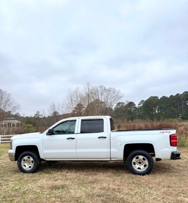 2014 CHEVROLET SILVERADO LT