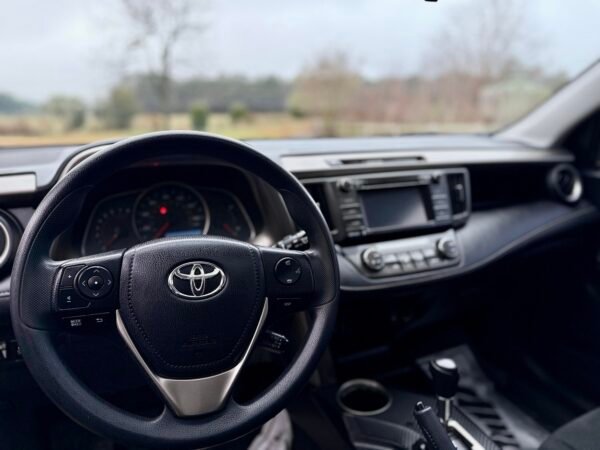 2015 TOYOTA RAV4 109K MILES