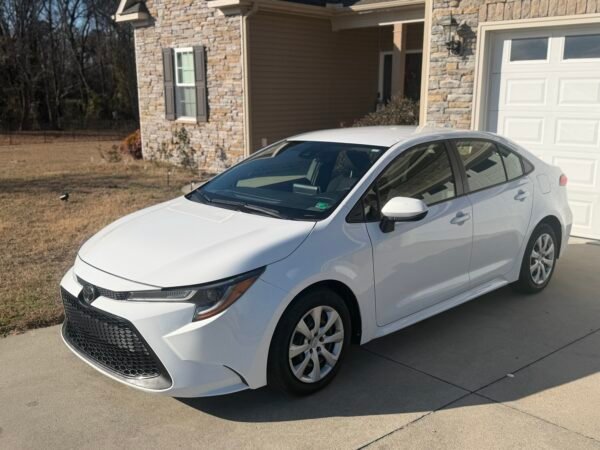 2021 TOYOTA COROLLA LE 52K50KMILLAS