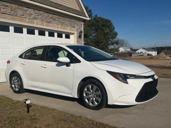 2021 TOYOTA COROLLA LE 52K50KMILLAS