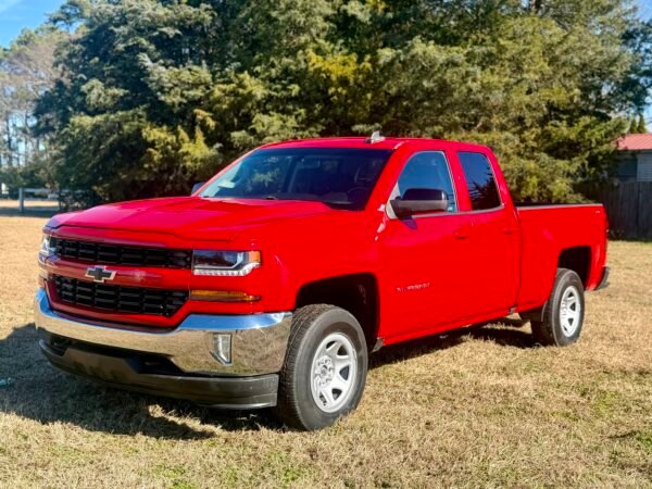 2018 CHEVROLET SILVERADO LT 149K MILES
