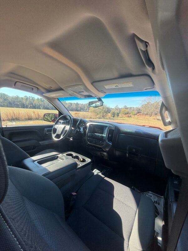 2018 CHEVROLET SILVERADO LT 149K MILES