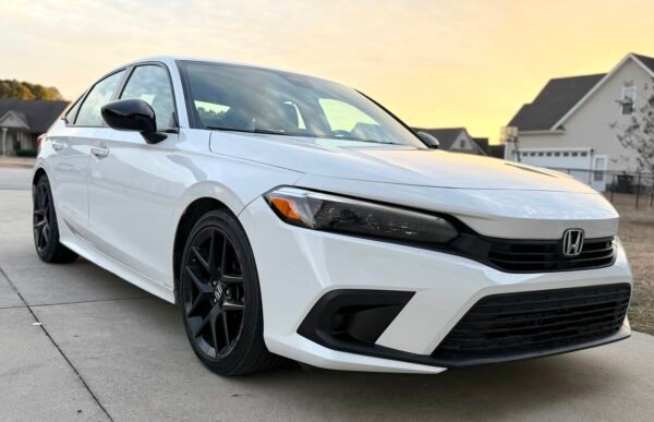 2022 HONDA CIVIC SPORT   52K MILLAS