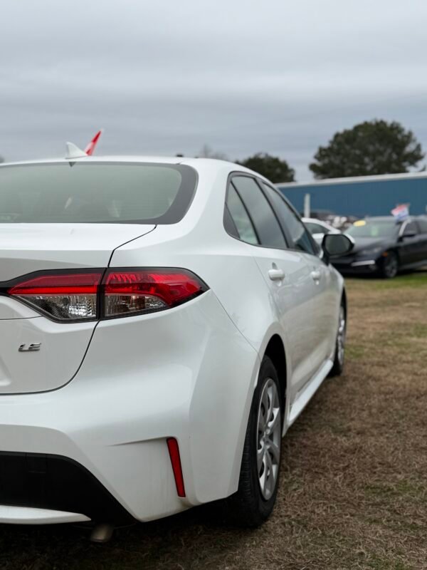 2021 TOYOTA COROLLA LE 52K50KMILLAS