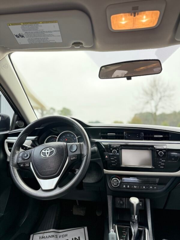 2016 TOYOTA COROLLA LE 120K MILLAS