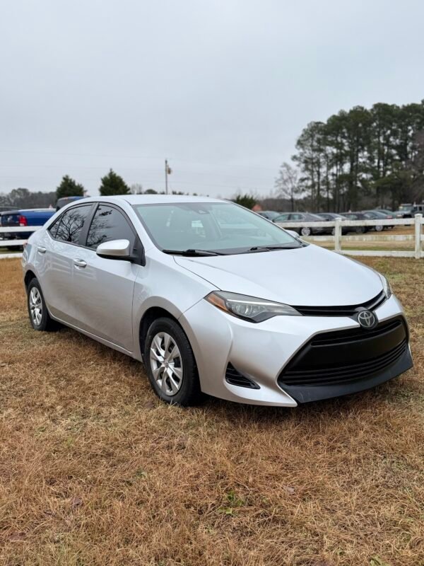 2017 TOYOTA COROLLA   |     109K MILLAS