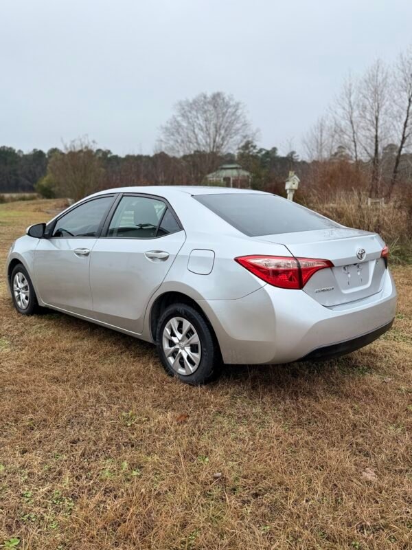 2017 TOYOTA COROLLA   |     109K MILLAS