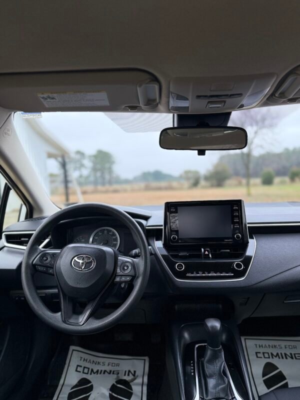 2021 TOYOTA COROLLA LE 52K50KMILLAS