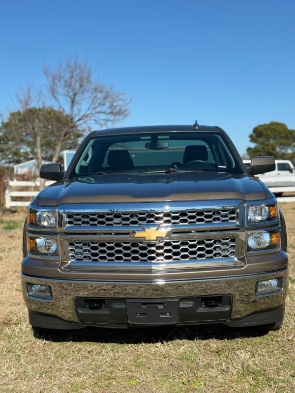 2015 CHEVROLET SILVERADO LT   95K MILLAS