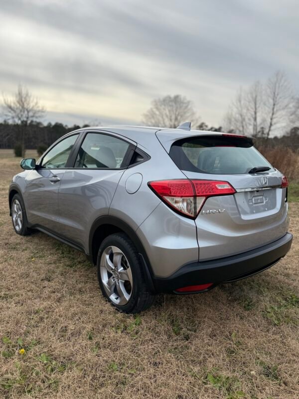 2020 HONDA HR-V LX 2020   |    50K MILES