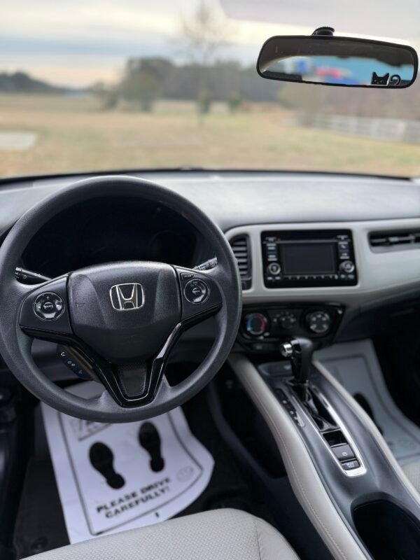 2020 HONDA HR-V LX 2020   |    50K MILES