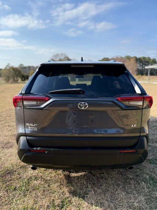 2022 TOYOTA RAV4 LE   |   45K MILLAS