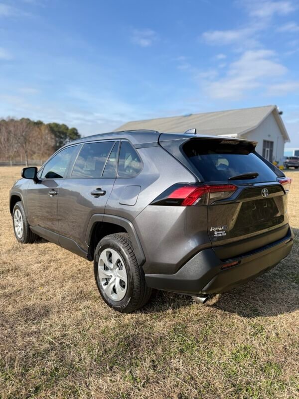 2022 TOYOTA RAV4 LE   |   45K MILLAS