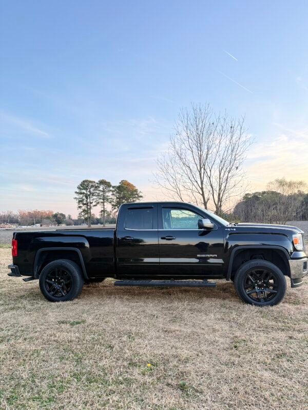 2015 GMC SIERRA SLE 165K MILES