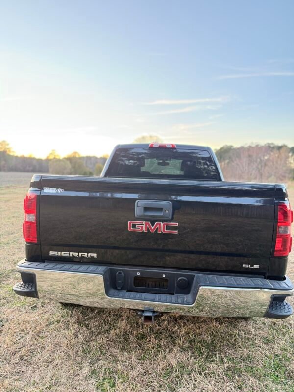2015 GMC SIERRA SLE 165K MILES
