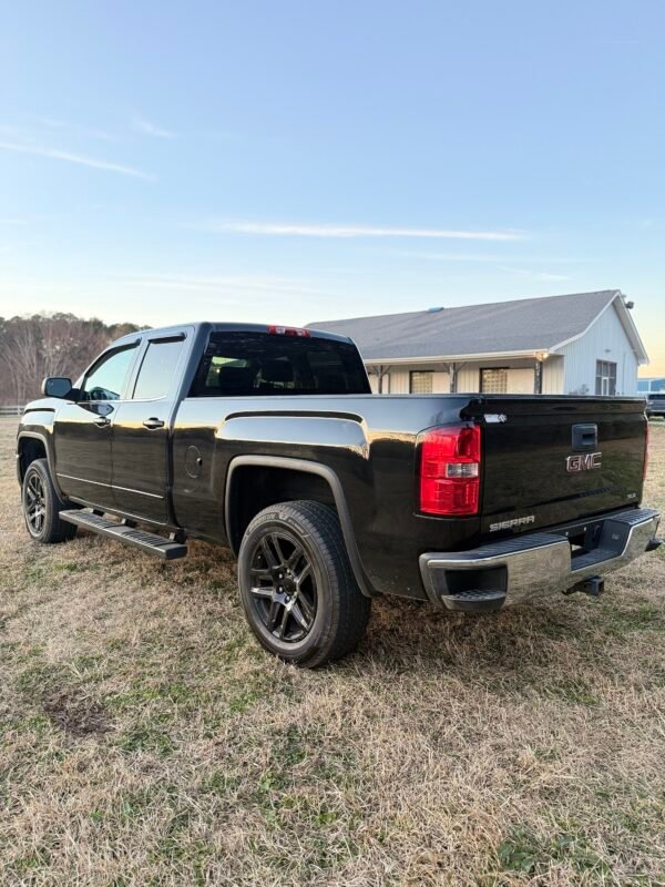 2015 GMC SIERRA SLE 165K MILES