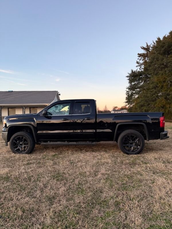 2015 GMC SIERRA SLE 165K MILES