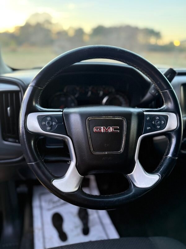 2015 GMC SIERRA SLE 165K MILES
