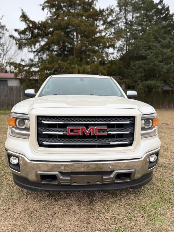 2014 GMC SIERRA SLT  125K MILES