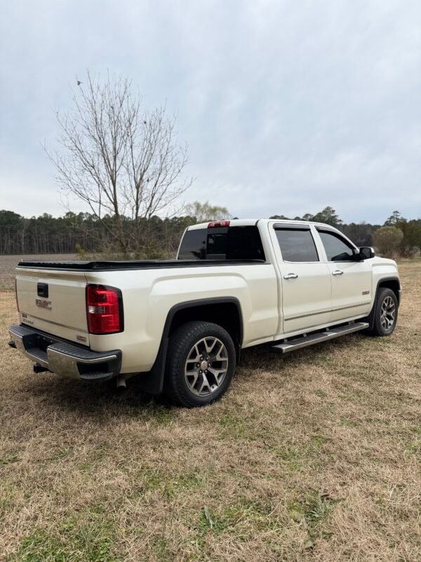 2014 GMC SIERRA SLT  125K MILES