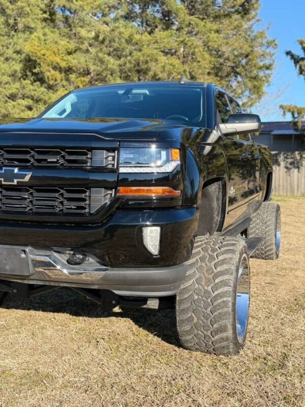 2018 CHEVROLET SILVERADO LT 1500 – TEXAS EDITION | 74K MILES