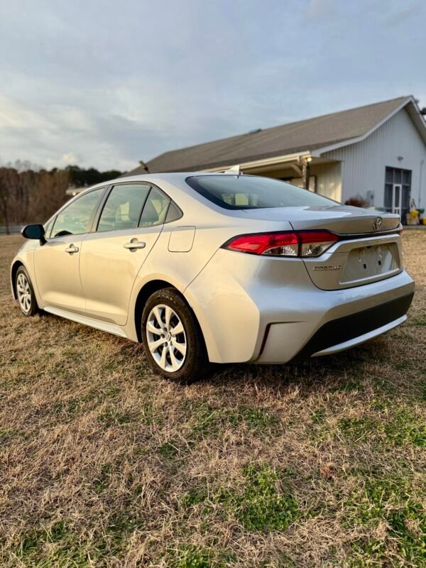 2022 TOYOTA COROLLA LE    |   76K MILES