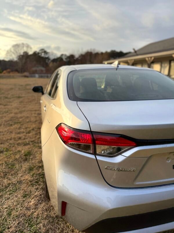 2022 TOYOTA COROLLA LE    |   76K MILES