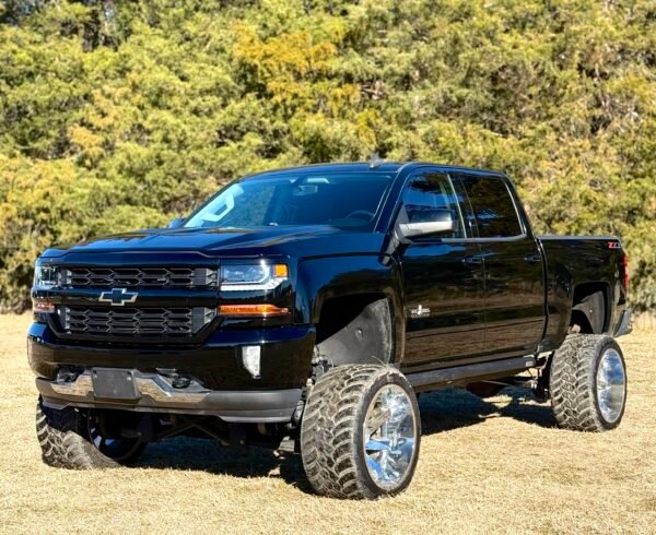 2018 CHEVROLET SILVERADO LT 1500 – TEXAS EDITION | 74K MILES