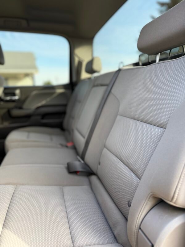 2018 CHEVROLET SILVERADO K1500 CUSTOM | 105K MILES