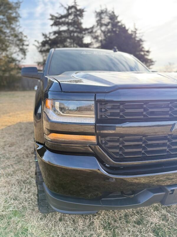 2018 CHEVROLET SILVERADO K1500 CUSTOM | 105K MILES