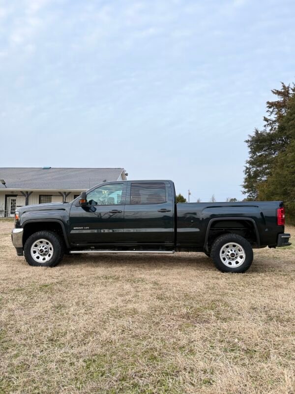 2019 GMC SIERRA 2500HD DENALI HEAVY DUTY | 135K MILES