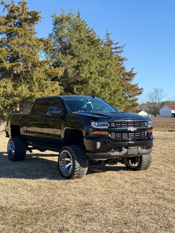 2018 CHEVROLET SILVERADO LT 1500 – TEXAS EDITION | 74K MILES
