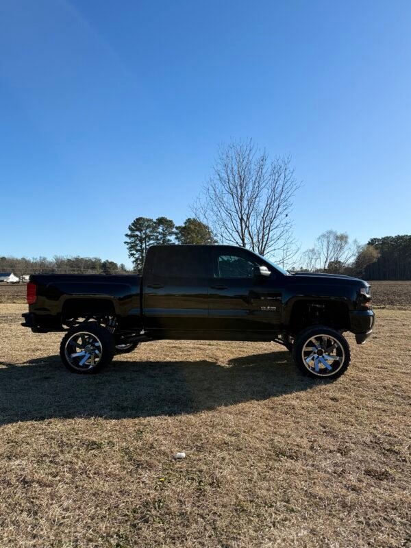 2018 CHEVROLET SILVERADO LT 1500 – TEXAS EDITION | 74K MILES