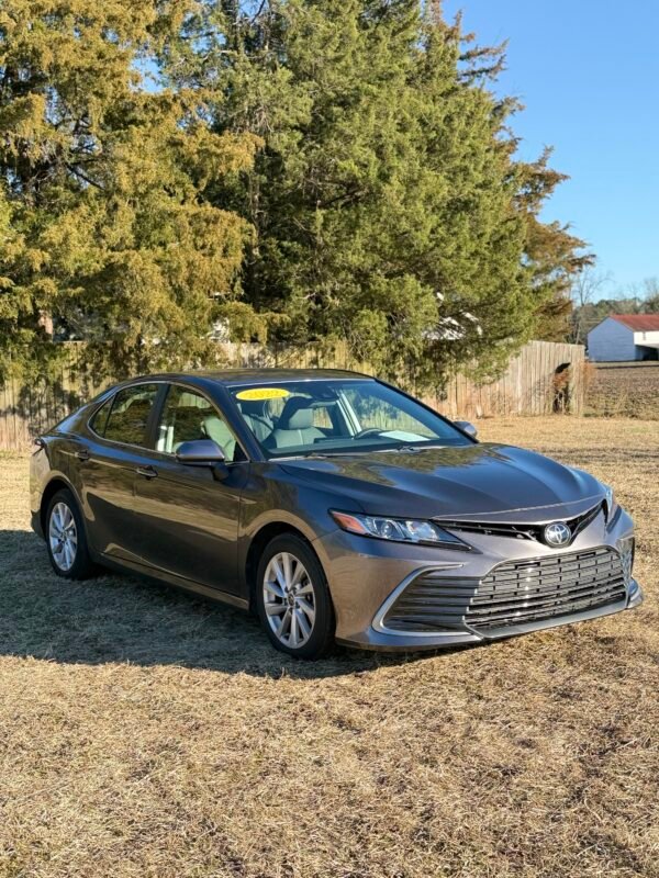 2022 TOYOTA CAMRY   |   20 K MILES