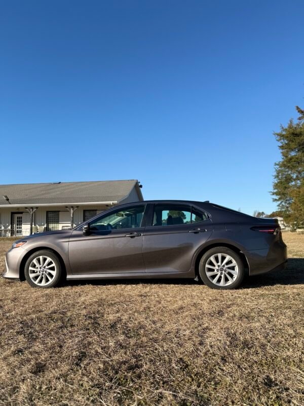 2022 TOYOTA CAMRY   |   20 K MILES
