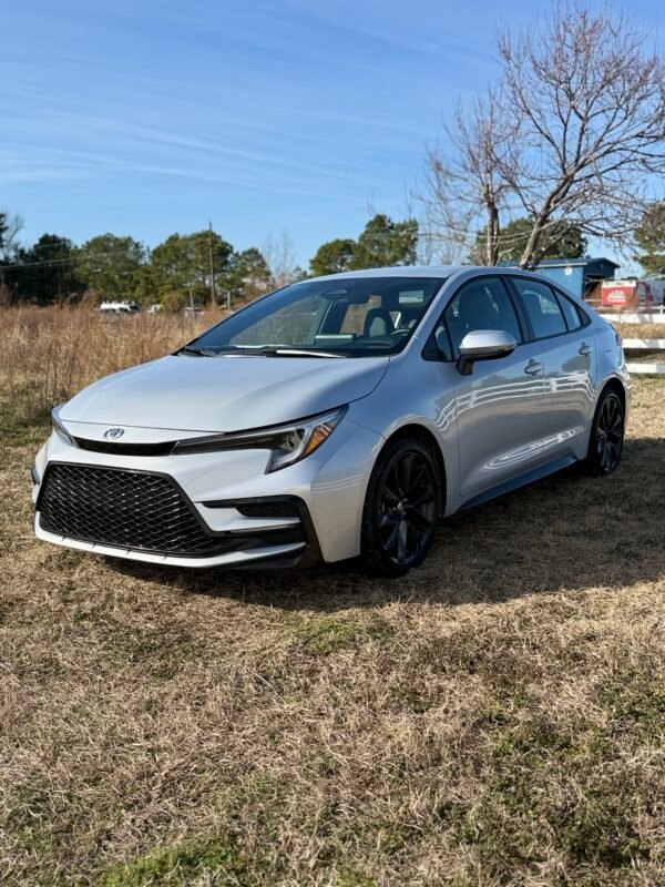 2024 TOYOTA COROLLA SE | 10K MILES