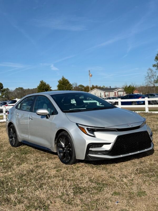 2024 TOYOTA COROLLA SE | 10K MILES